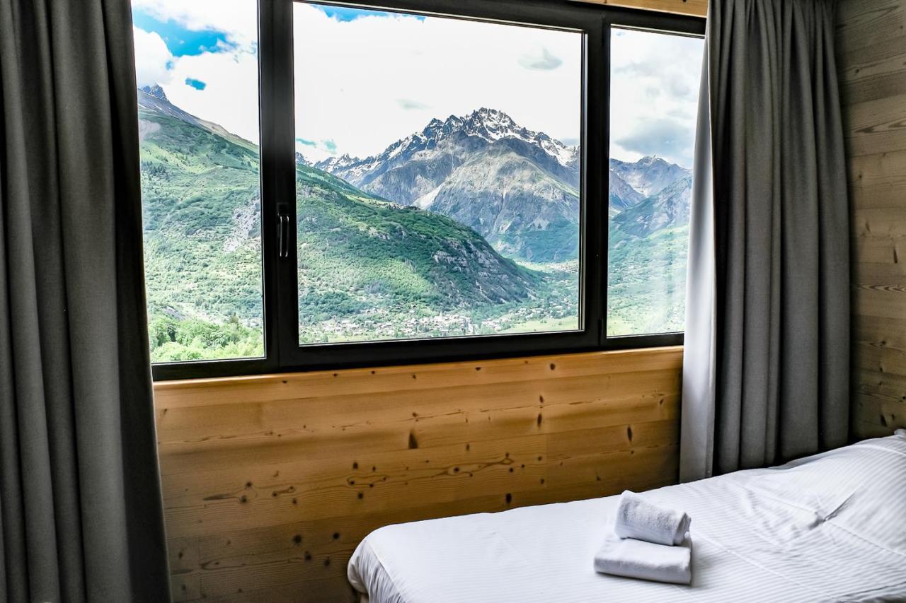 Hotel Restaurant Saint Roch ピュイ・サン・ヴァンサン エクステリア 写真