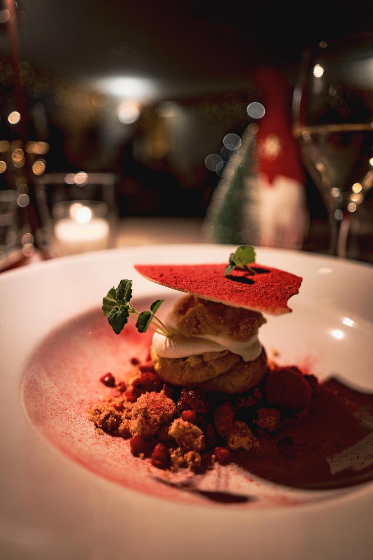 Hotel Restaurant Saint Roch ピュイ・サン・ヴァンサン エクステリア 写真